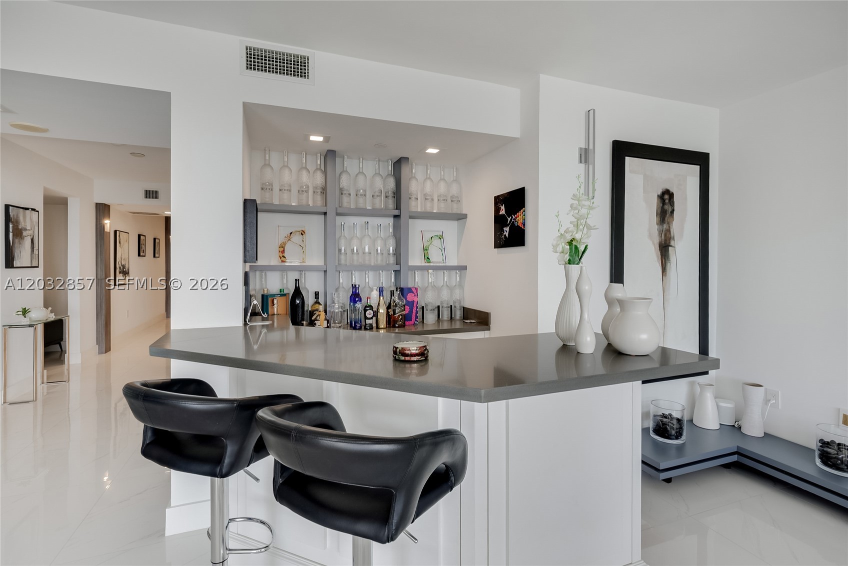 THE PENINSULA CONDO - Residential