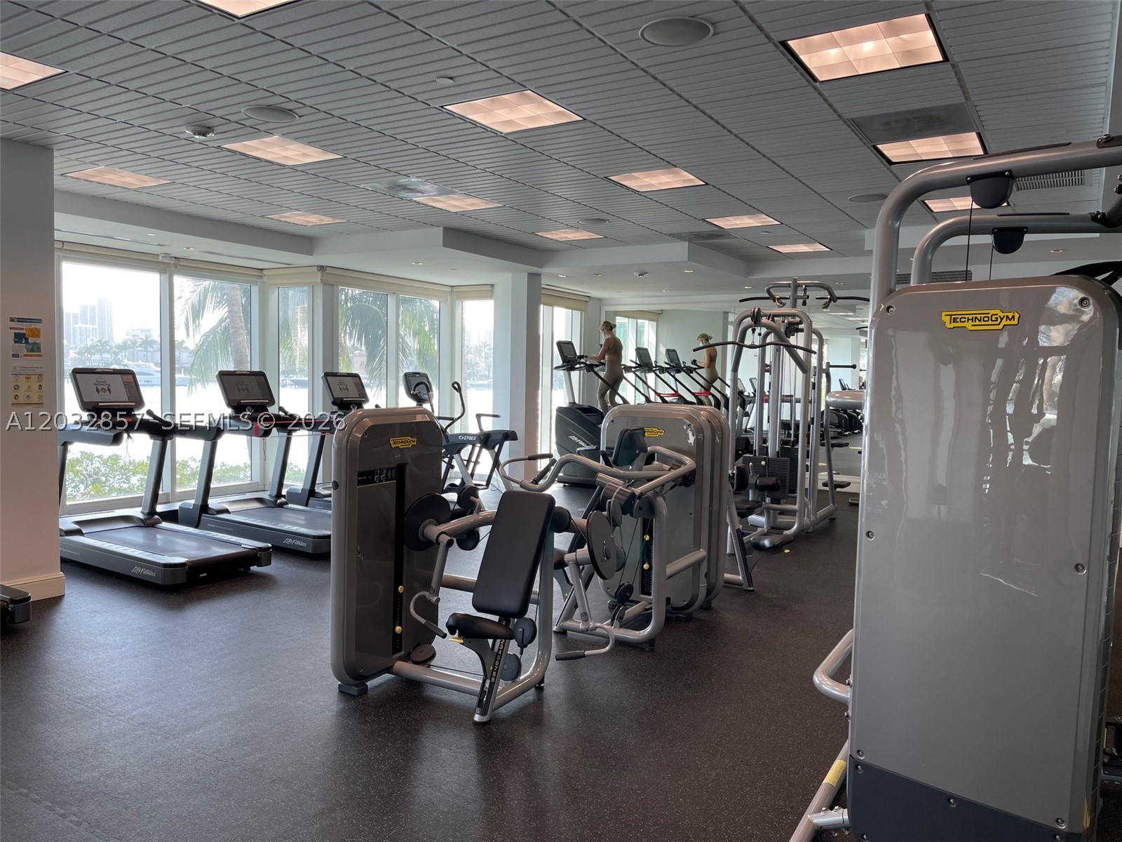 THE PENINSULA CONDO - Residential