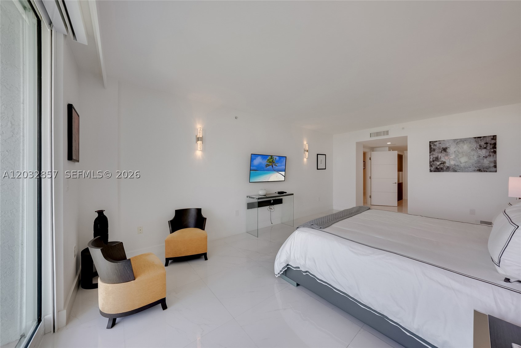 THE PENINSULA CONDO - Residential