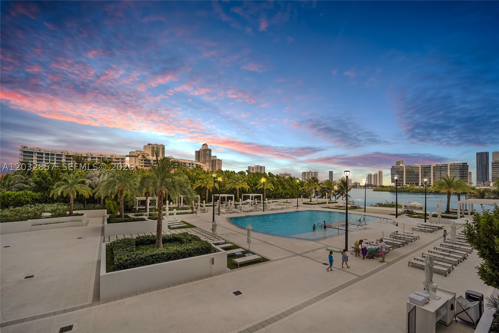 THE PENINSULA CONDO - Residential