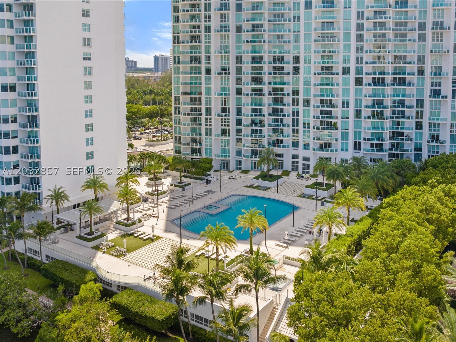 THE PENINSULA CONDO - Residential