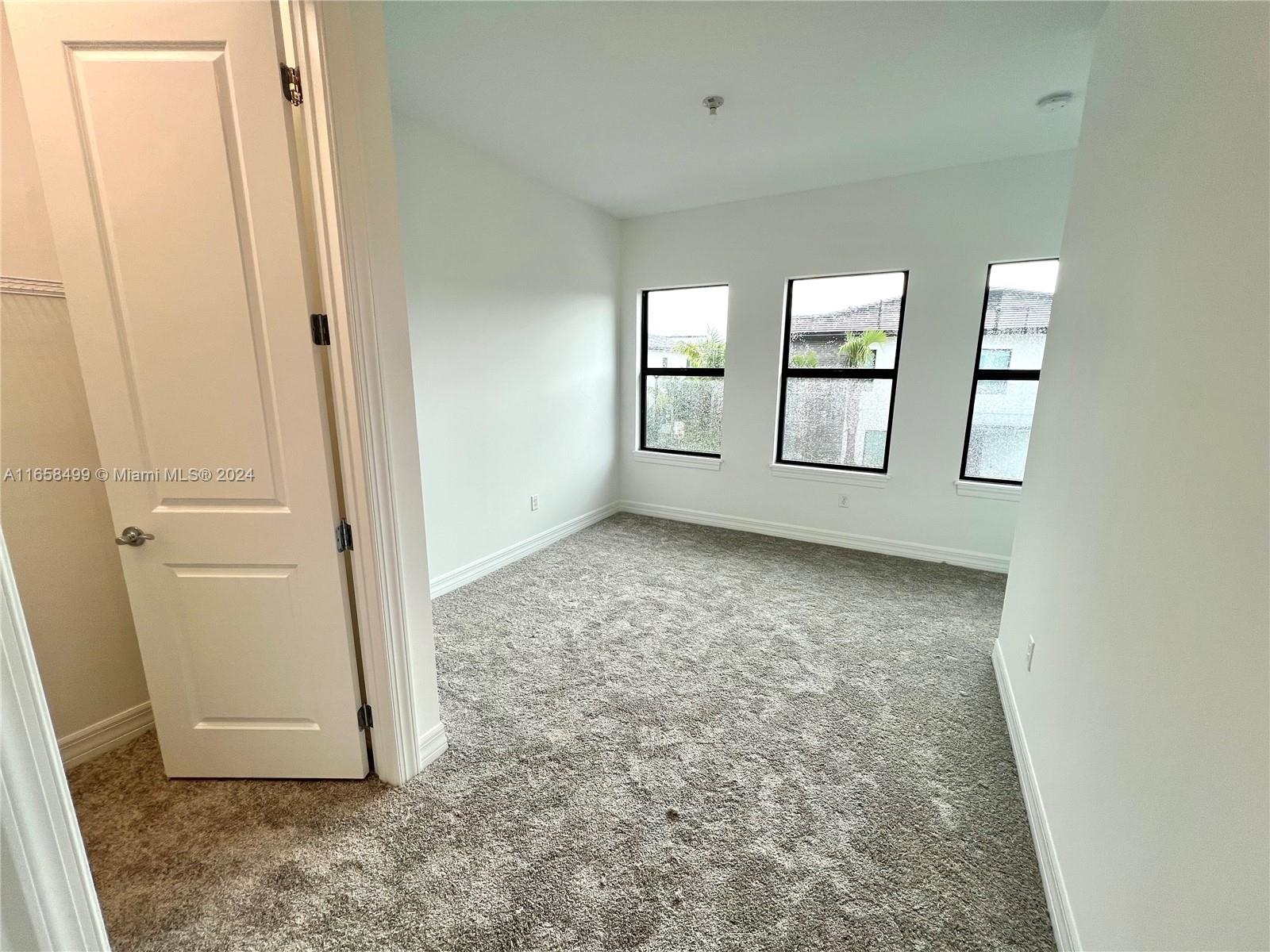 AMERICAN EXPRESS TRACT - Residential Lease