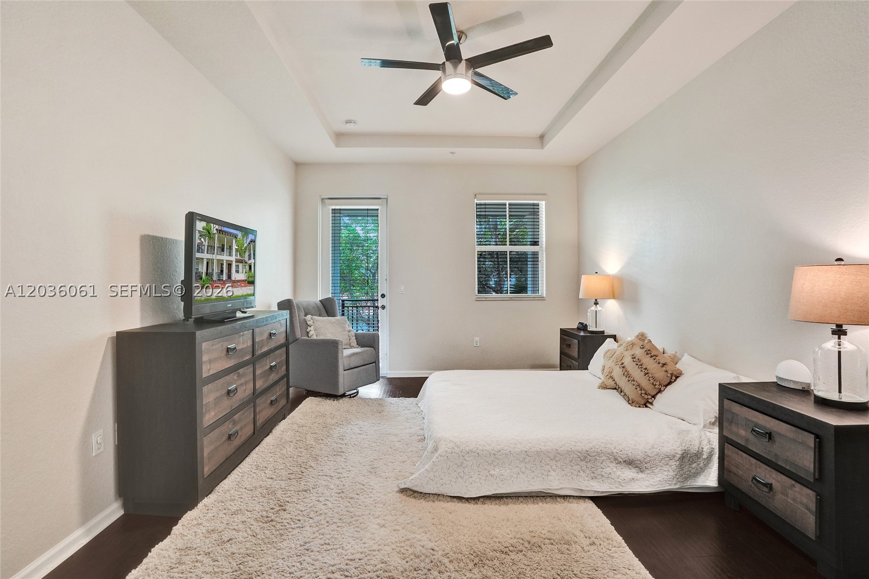 PALOMA LAKES CONDOMINIUM - Residential