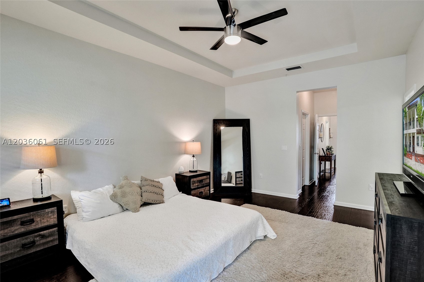 PALOMA LAKES CONDOMINIUM - Residential