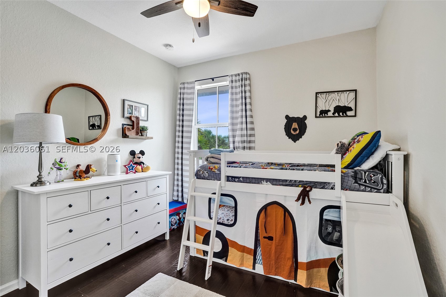 PALOMA LAKES CONDOMINIUM - Residential