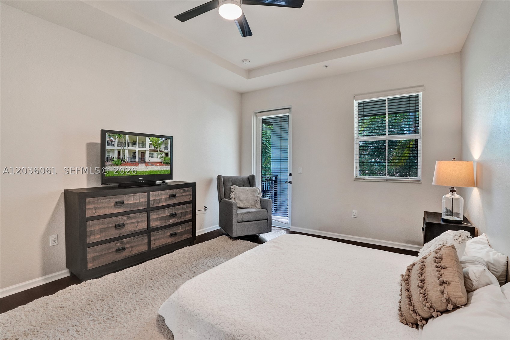 PALOMA LAKES CONDOMINIUM - Residential