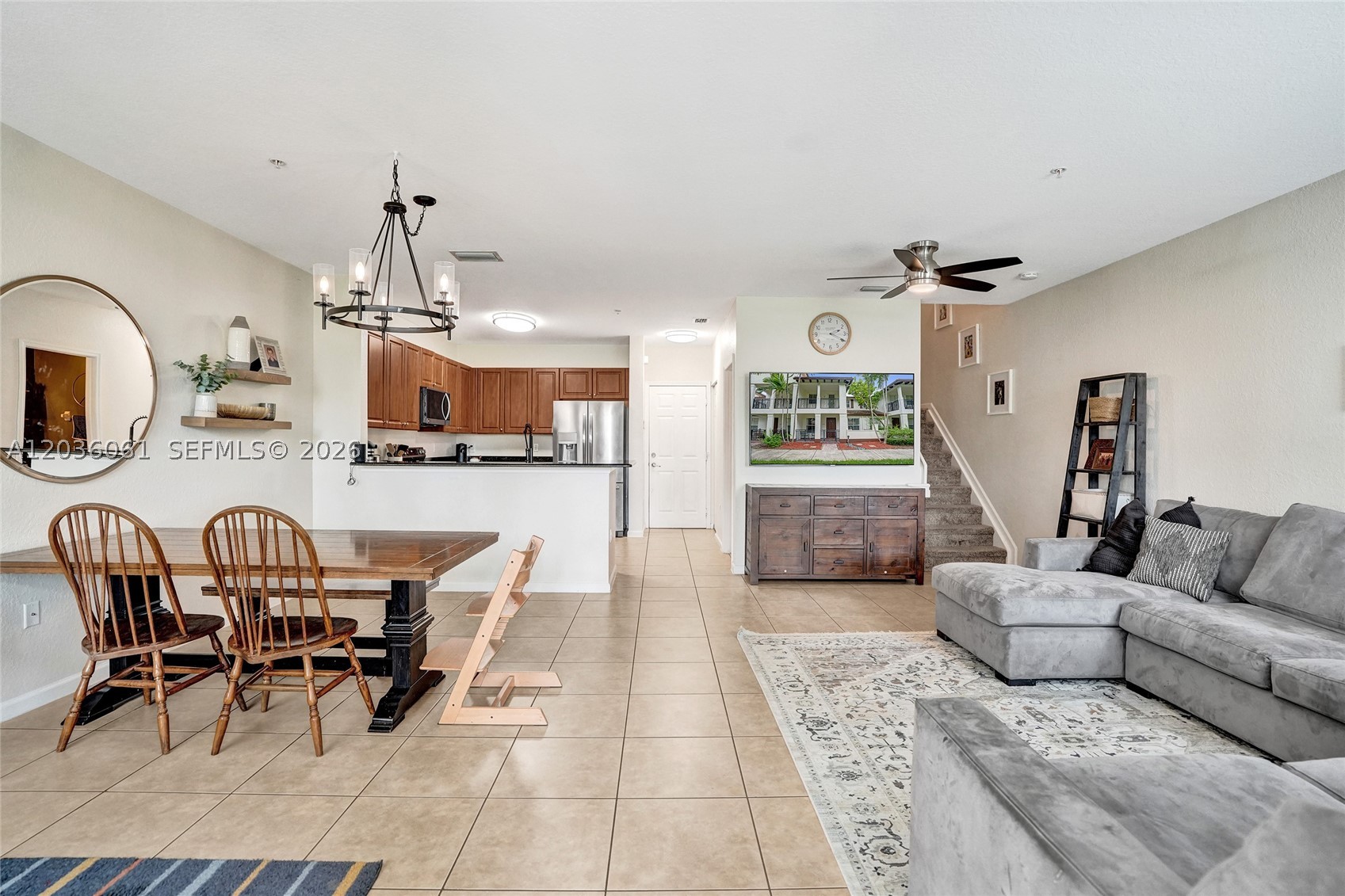 PALOMA LAKES CONDOMINIUM - Residential