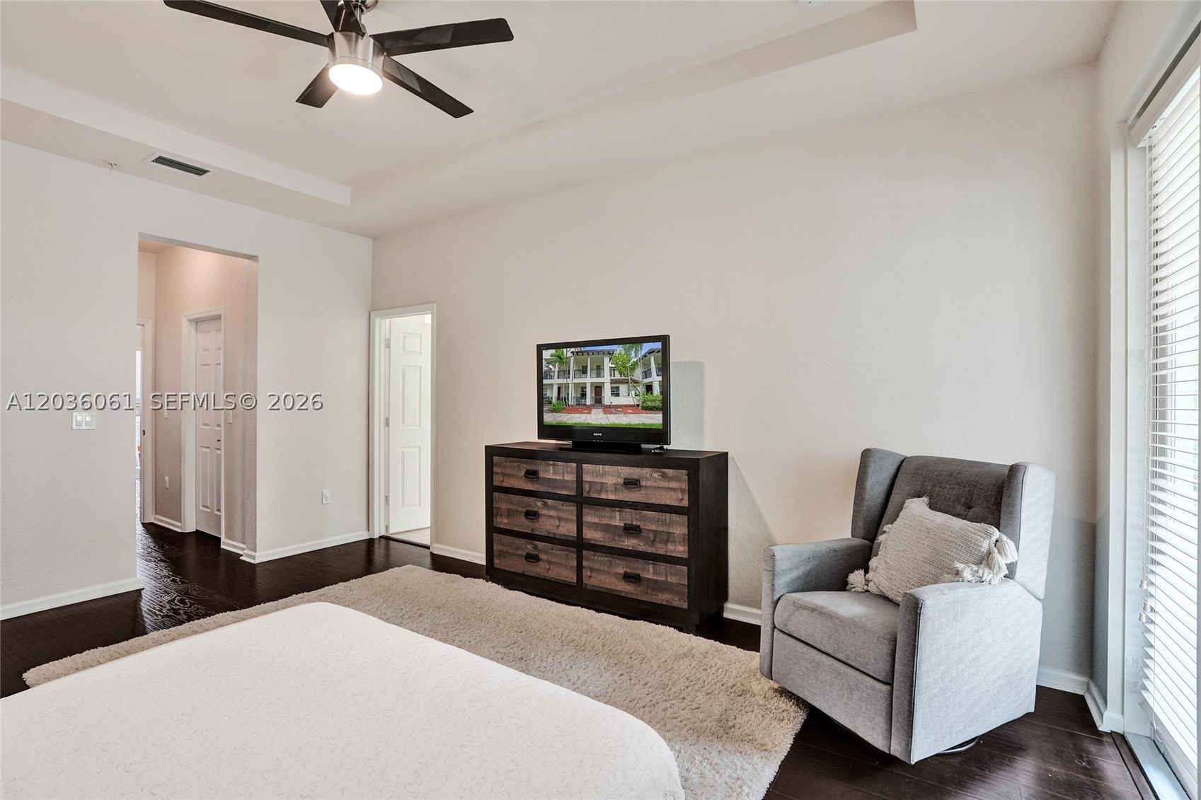 PALOMA LAKES CONDOMINIUM - Residential