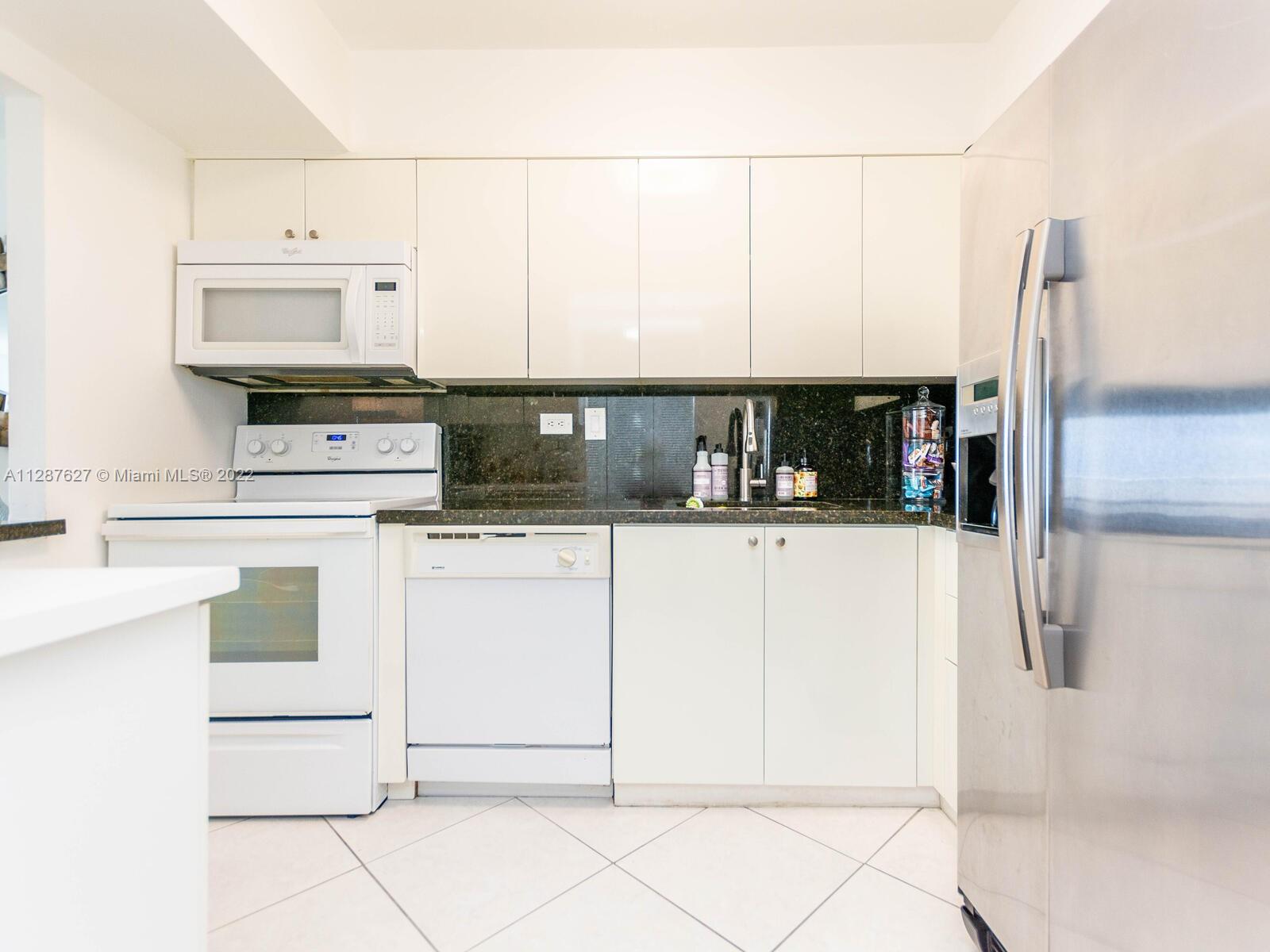 DELVISTA TOWERS CONDO - Residential