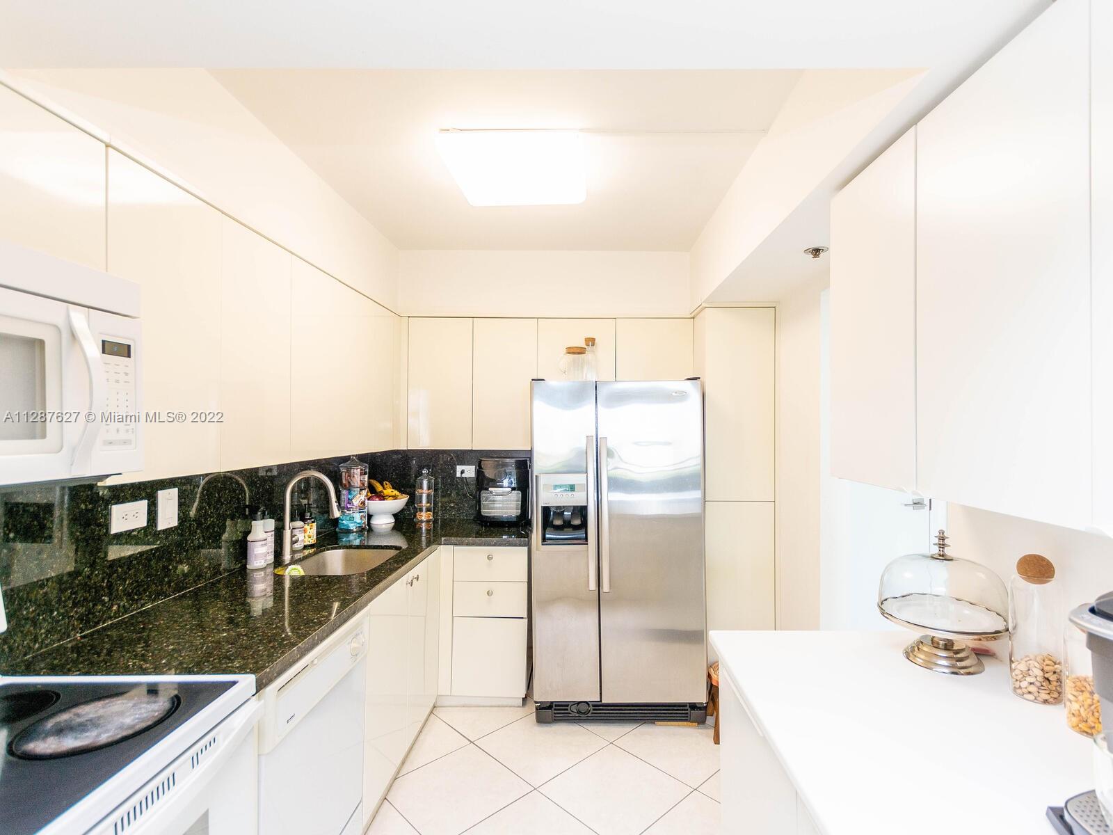 DELVISTA TOWERS CONDO - Residential