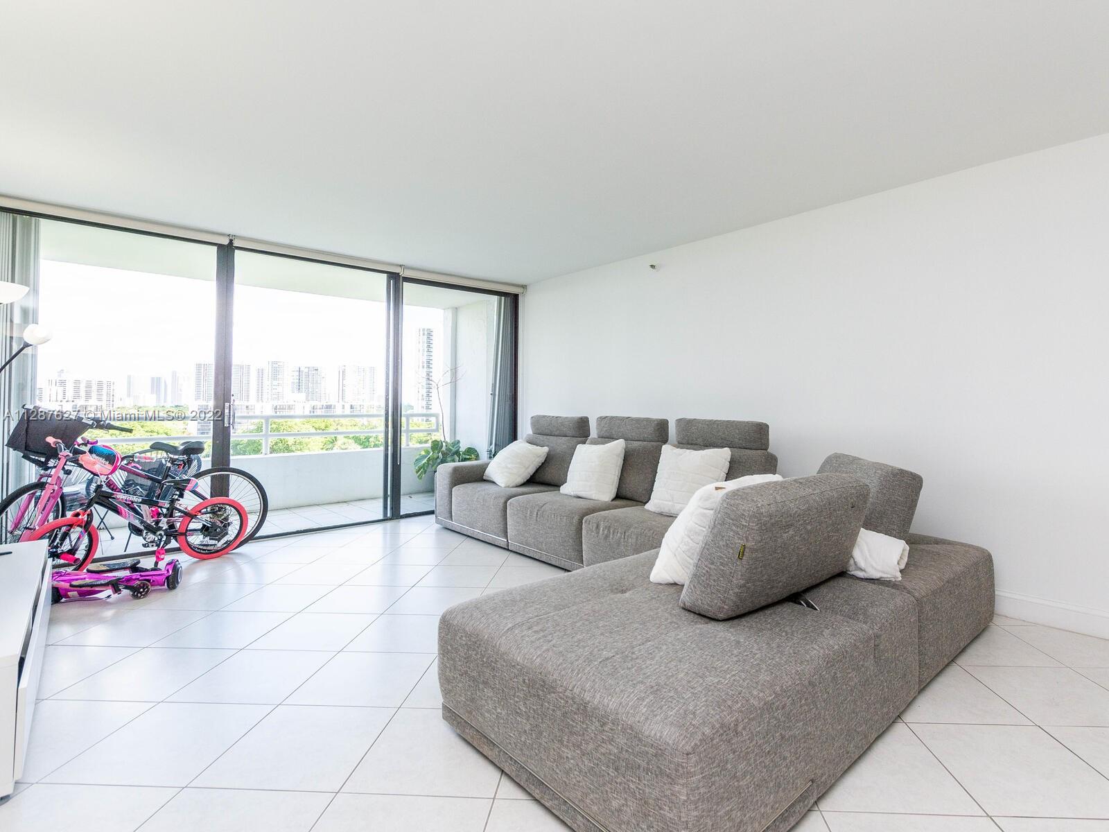 DELVISTA TOWERS CONDO - Residential