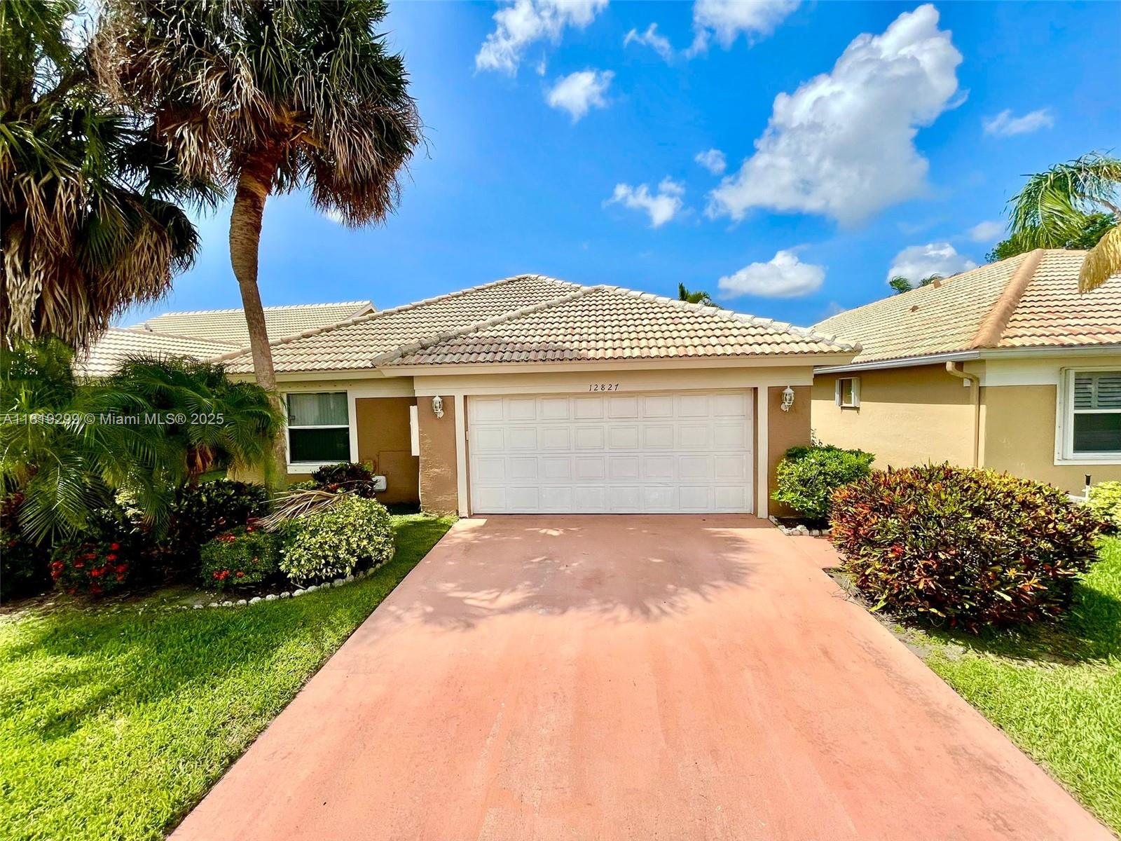 Great location. This 3 bed 2 bath single family home in Boynton Beach is ready for move in. Enjoy your morning  with the lake view from your screened patio. This home is spacious and has ample storage and closet space. 
Close to community pool and aminities. First and Security with HOA approval. .Hampton Lakes residents enjoy the use of the clubhouse, which features a large community pool, card rooms, craft rooms, ballroom with full kitchen for parties and events, exercise facilities, and so much more. Don't miss this one