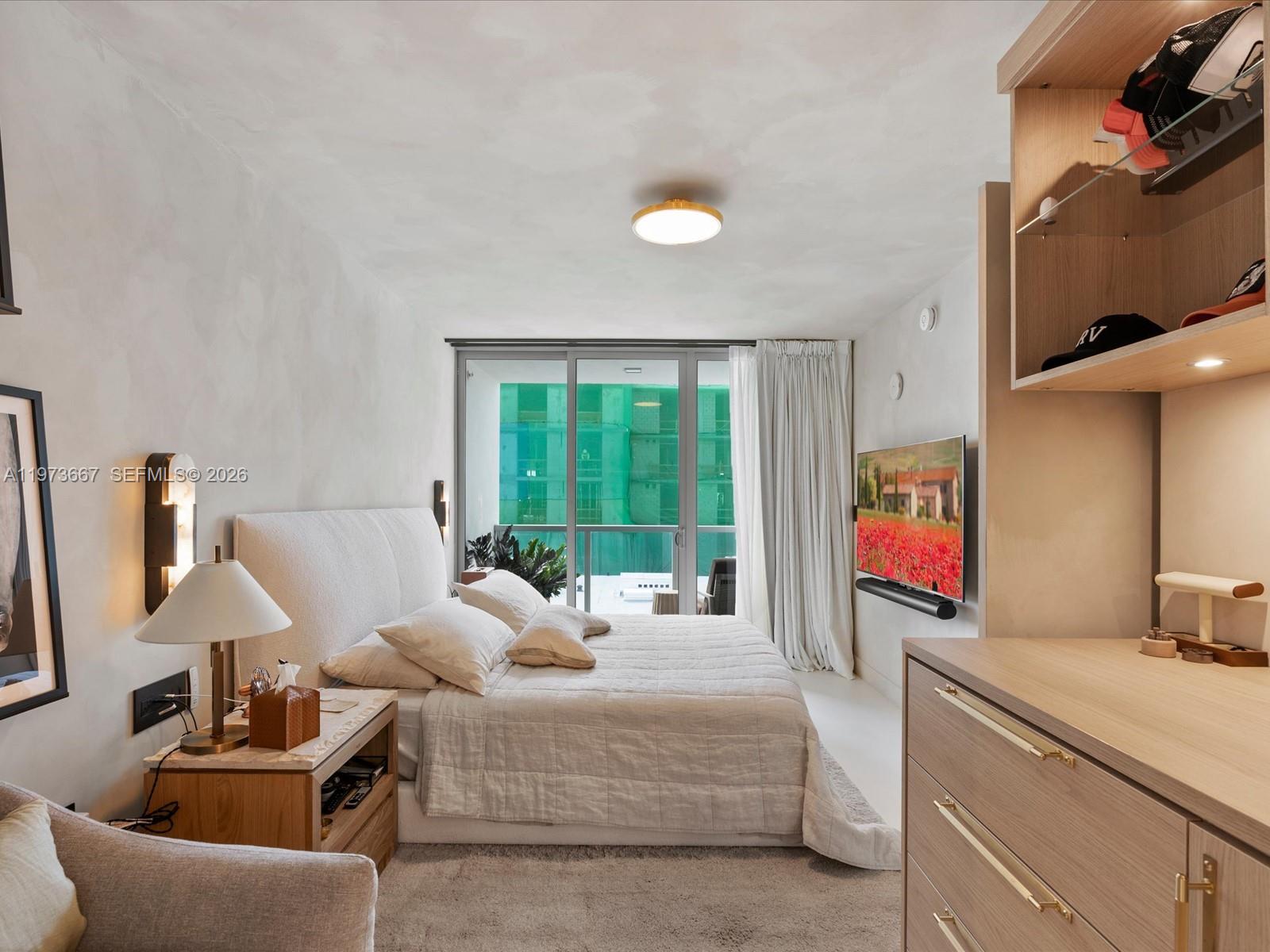 BAY HARBOR ISLANDS - Residential