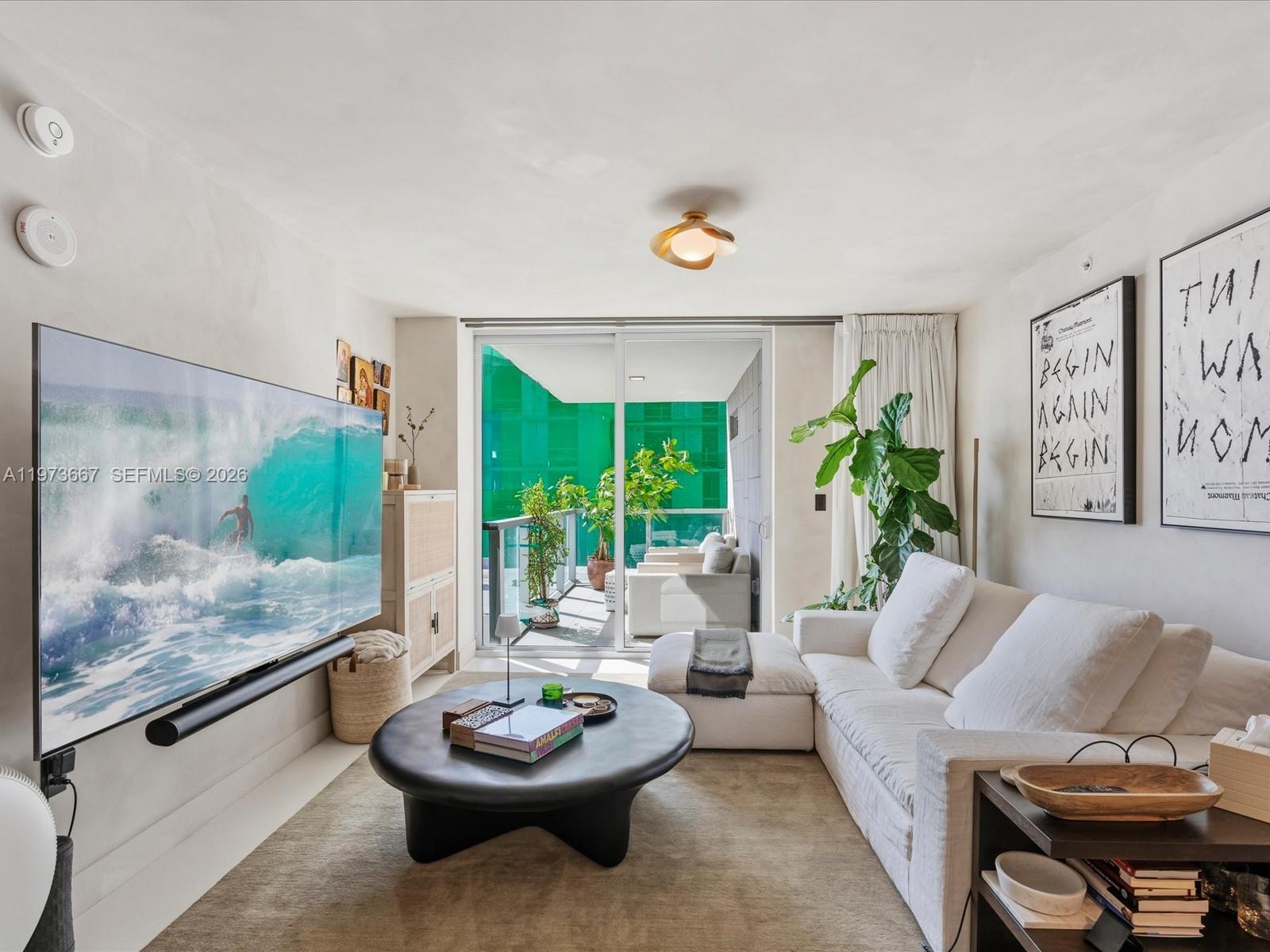 BAY HARBOR ISLANDS - Residential