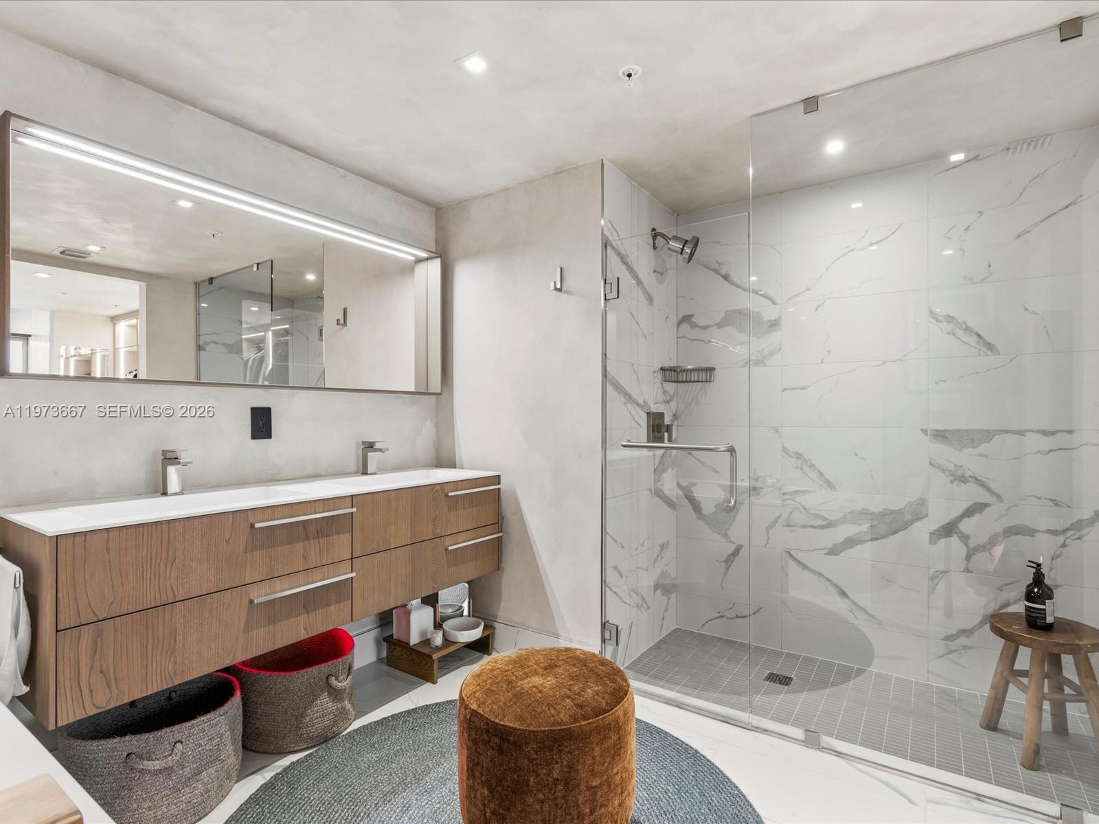 BAY HARBOR ISLANDS - Residential