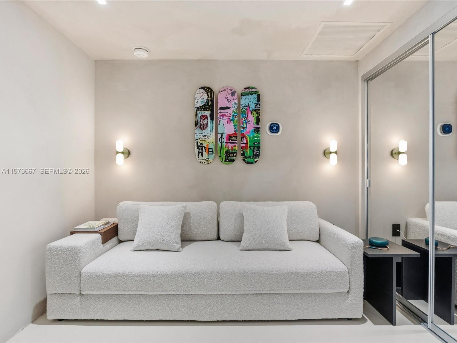 BAY HARBOR ISLANDS - Residential