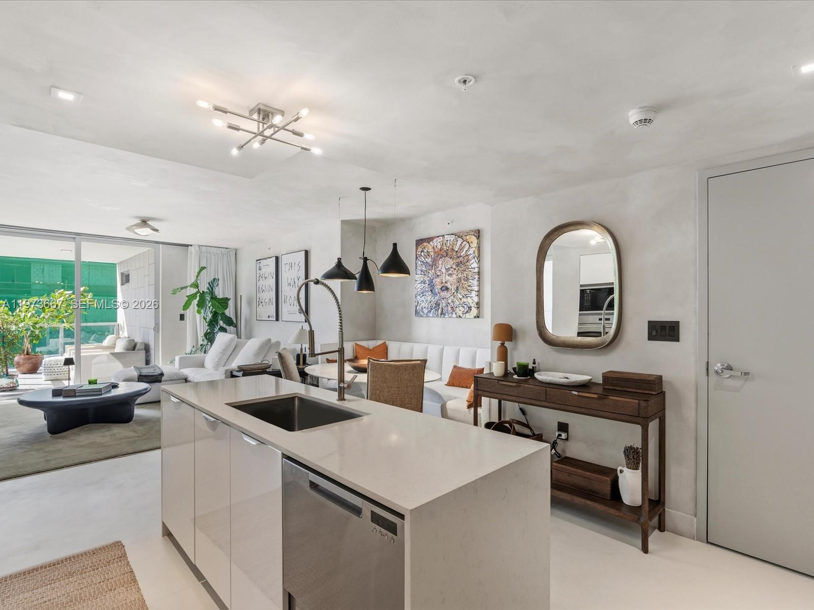 BAY HARBOR ISLANDS - Residential