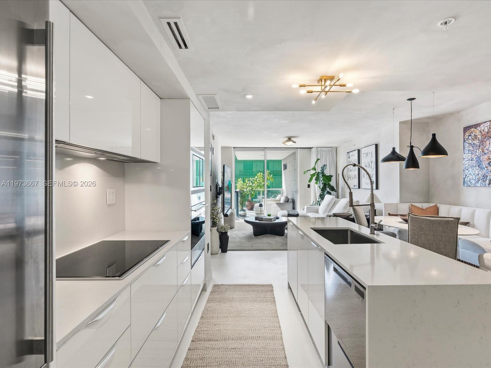 BAY HARBOR ISLANDS - Residential
