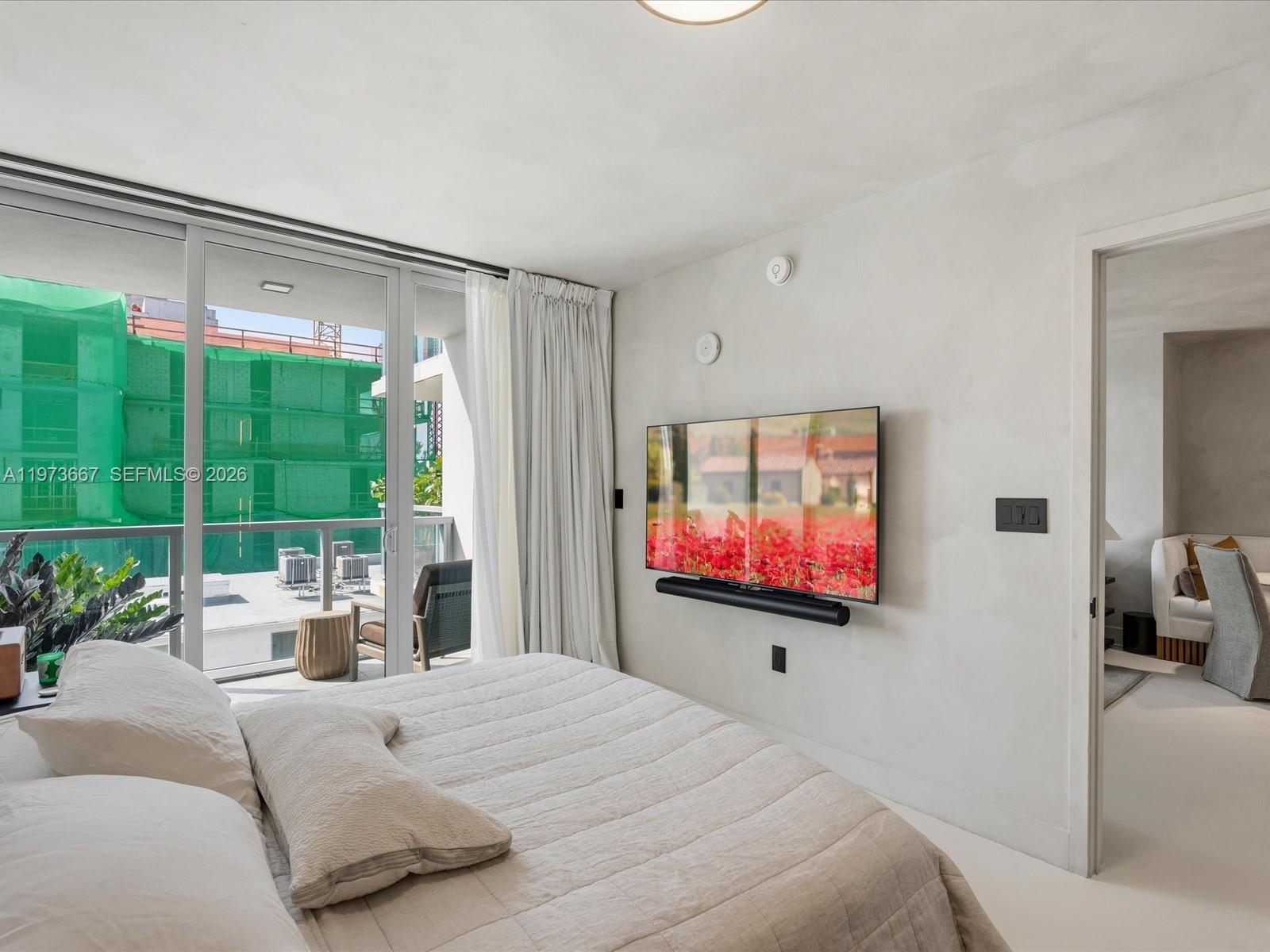 BAY HARBOR ISLANDS - Residential