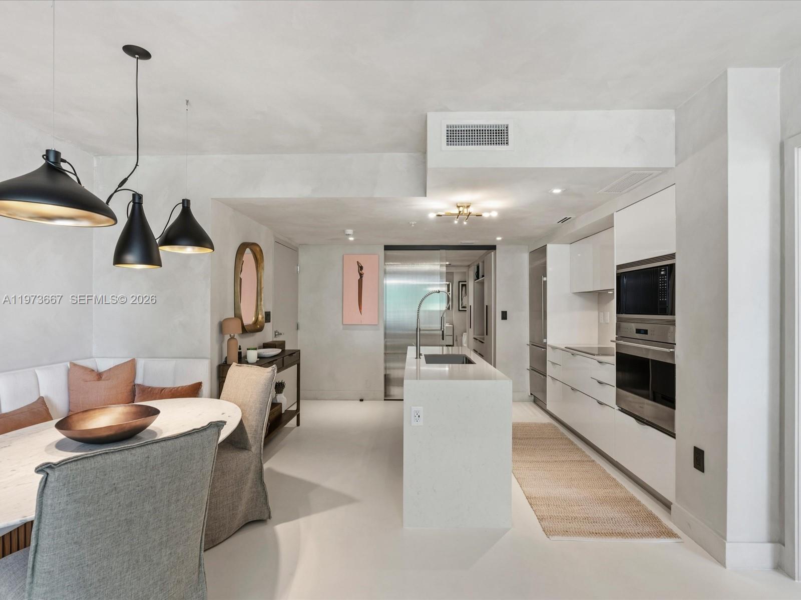 BAY HARBOR ISLANDS - Residential