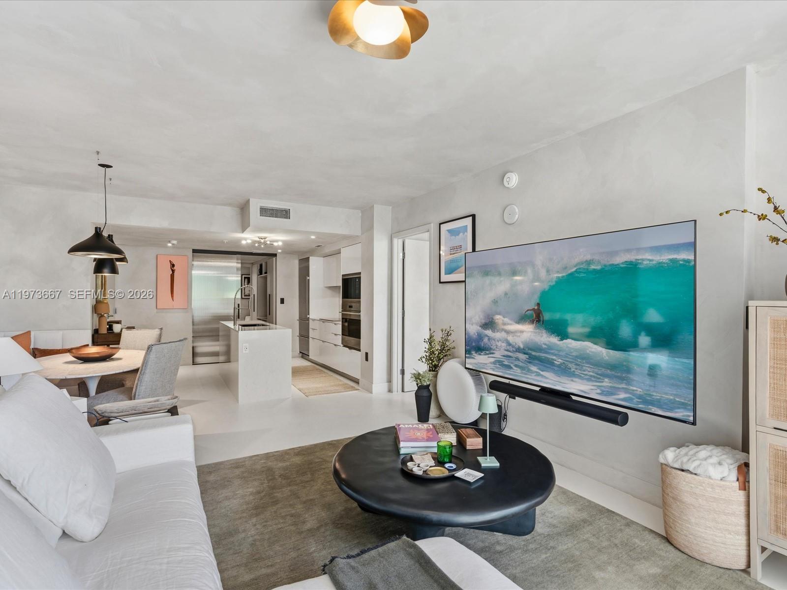BAY HARBOR ISLANDS - Residential