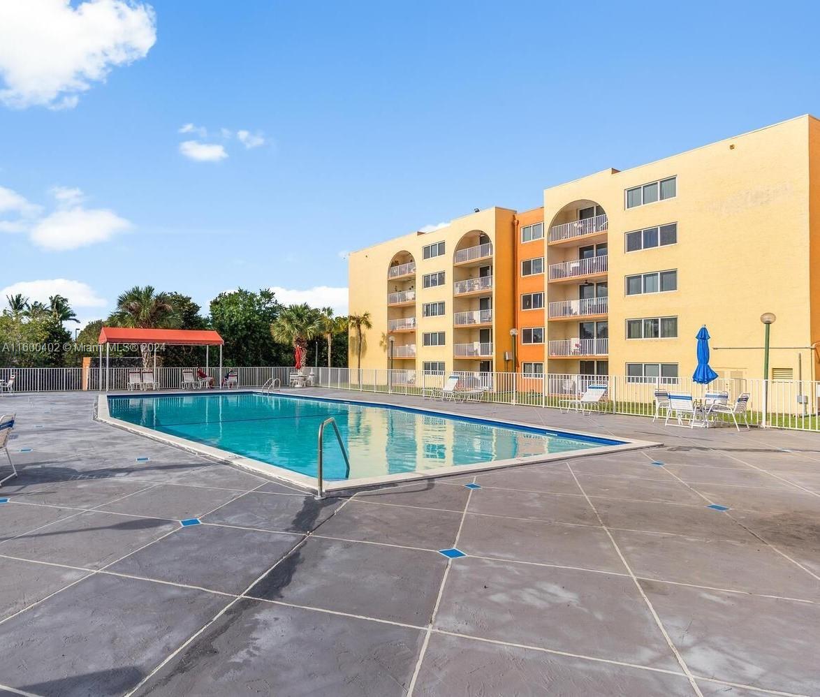 CORAL GATE WEST CONDO - Residential