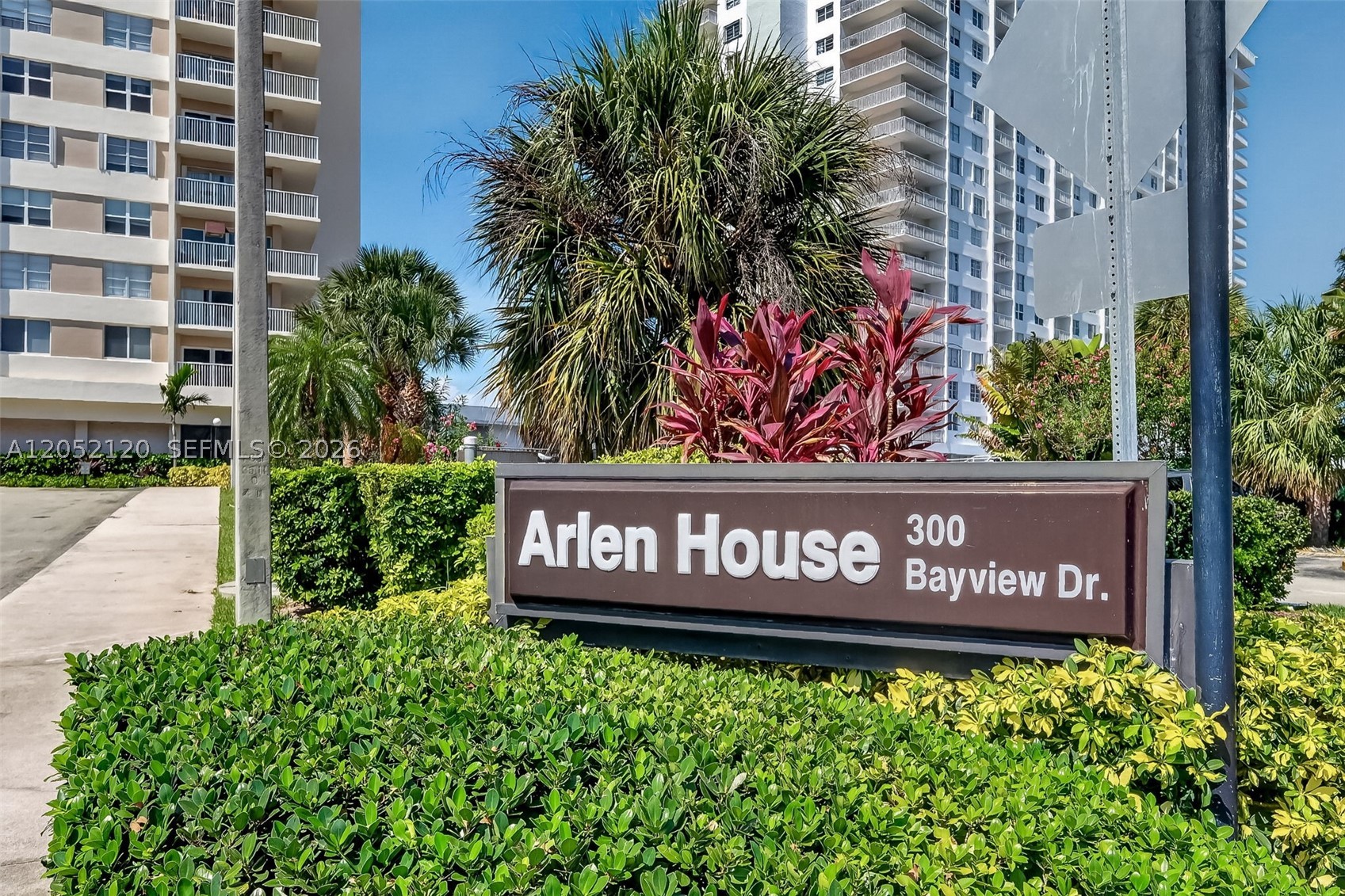 ARLEN HOUSE CONDO - Residential