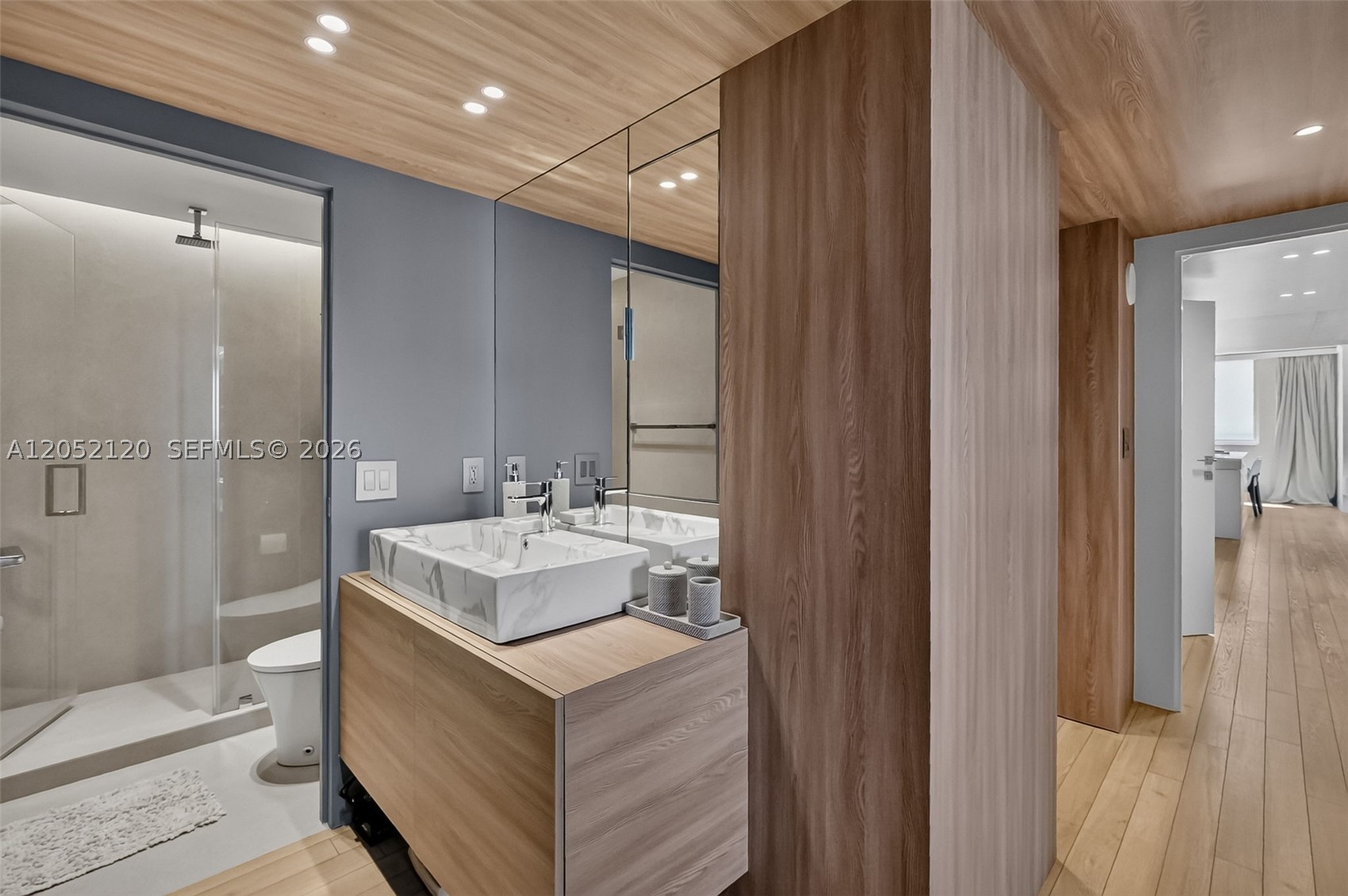 ARLEN HOUSE CONDO - Residential