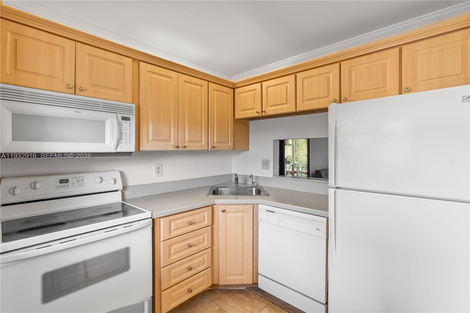 ROKEST CONDOMINIUM APARTM - Residential