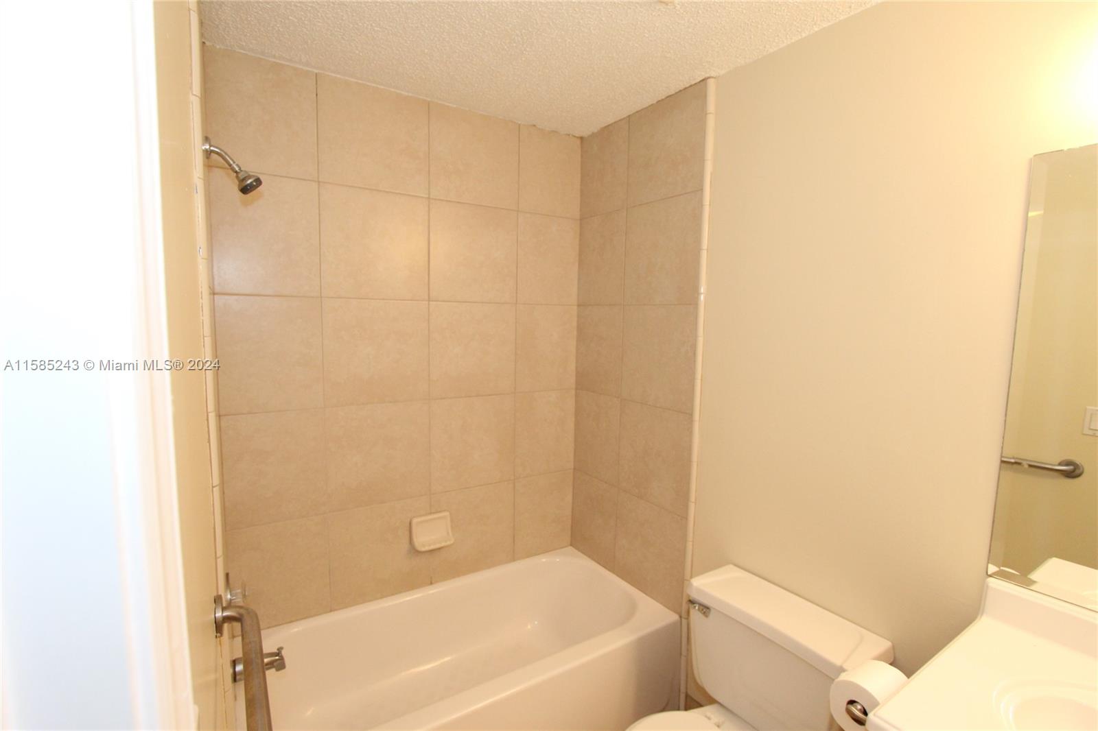 LAUDERDALE WEST CONDO NO - Residential