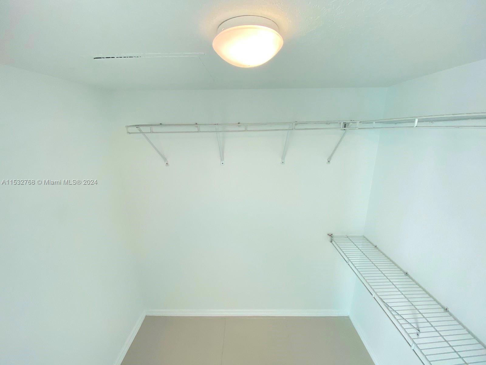 1800 Club Condo - Residential Lease