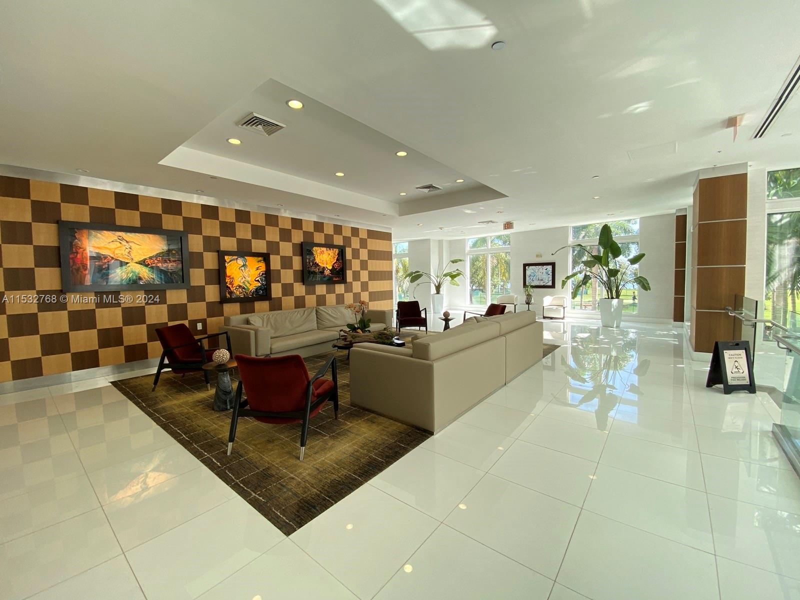 1800 Club Condo - Residential Lease