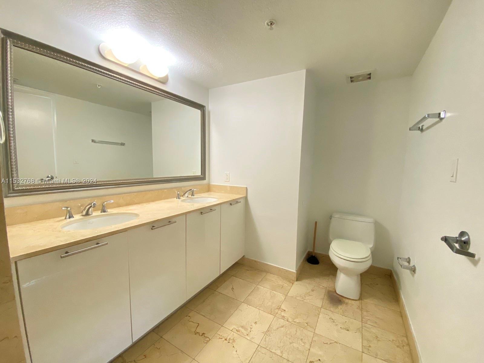 1800 Club Condo - Residential Lease