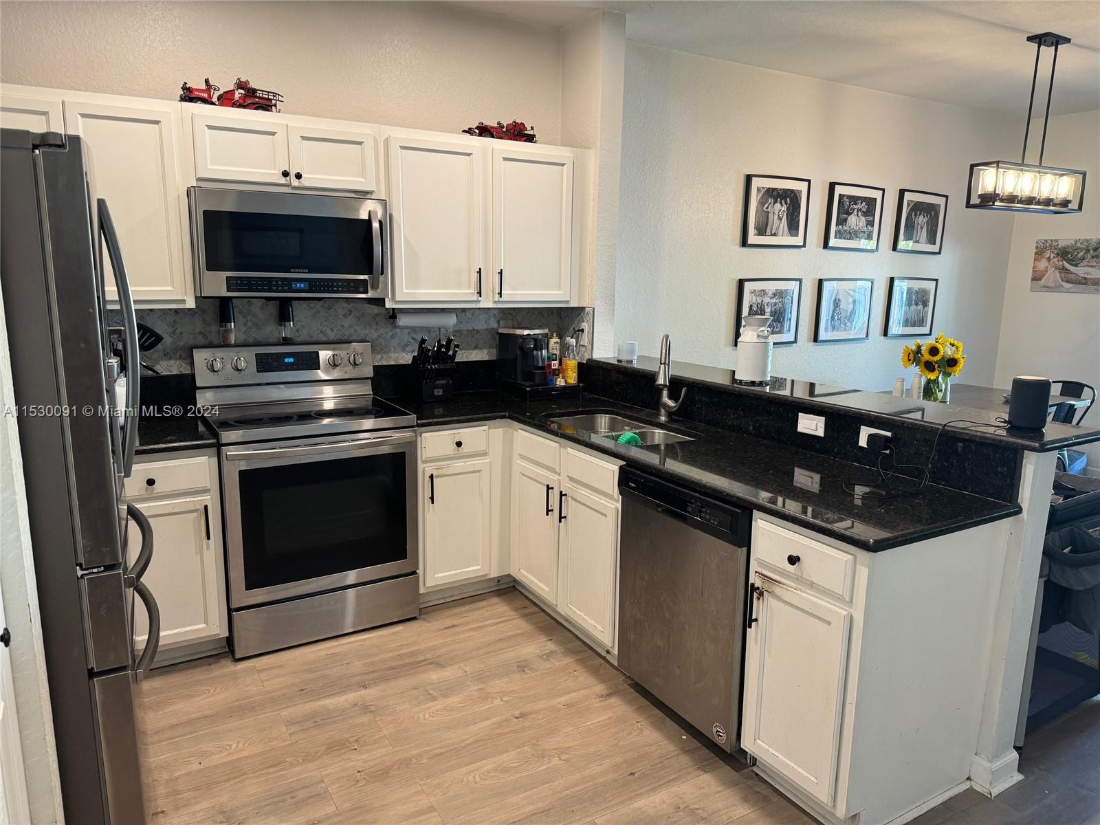 LAKES BY THE BAY GEE - Residential