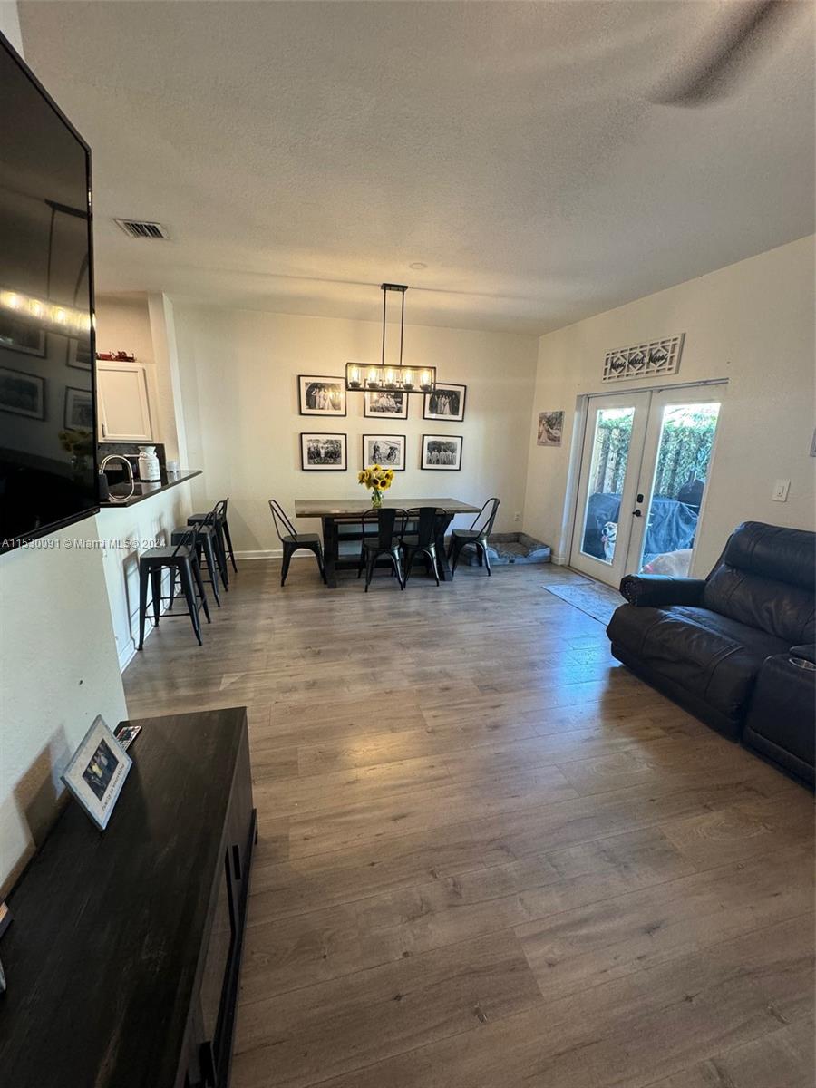 LAKES BY THE BAY GEE - Residential
