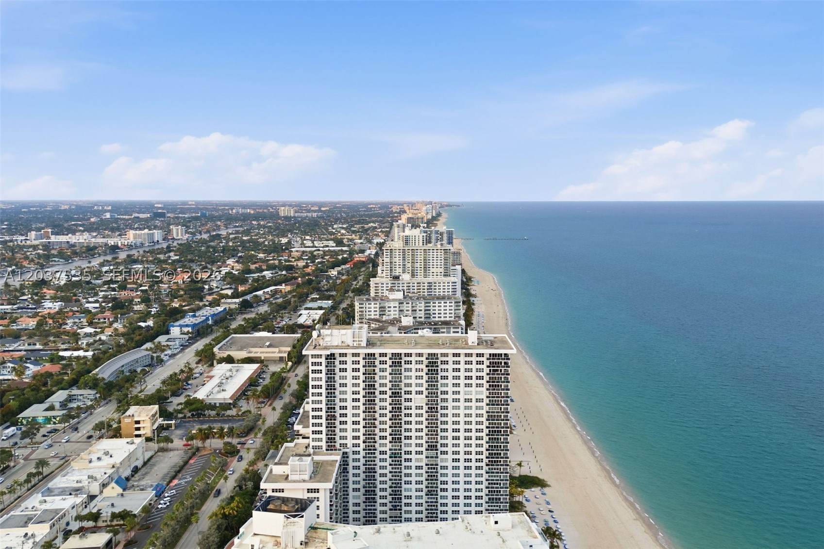 PLAYA DEL SOL CONDO - Residential