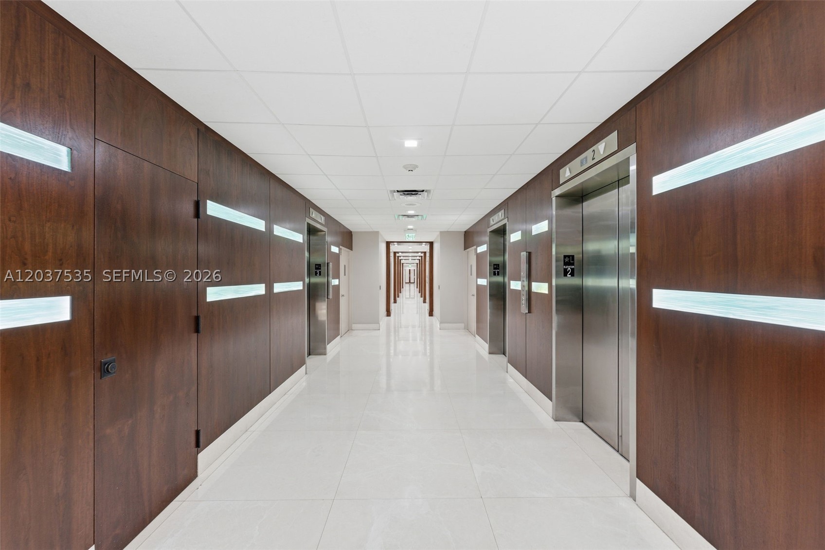 PLAYA DEL SOL CONDO - Residential