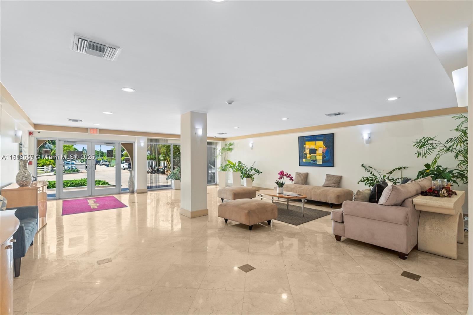 ISLAND PLACE AT NORTH BAY - Residential