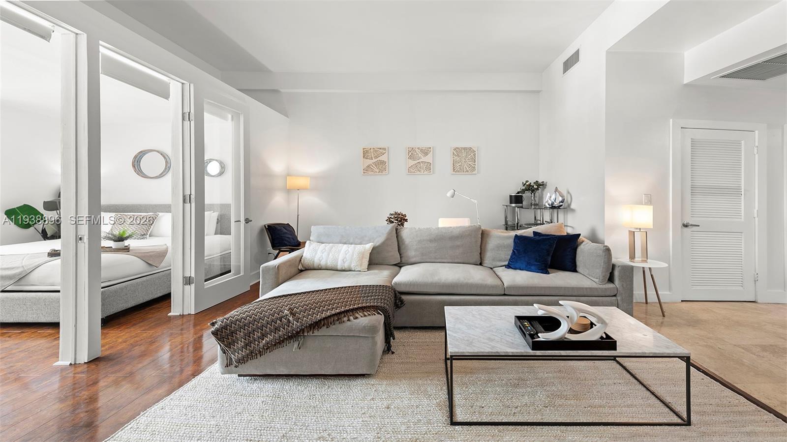 RONEY PALACE CONDO - Residential