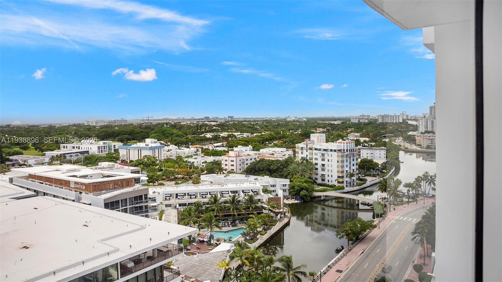 RONEY PALACE CONDO - Residential