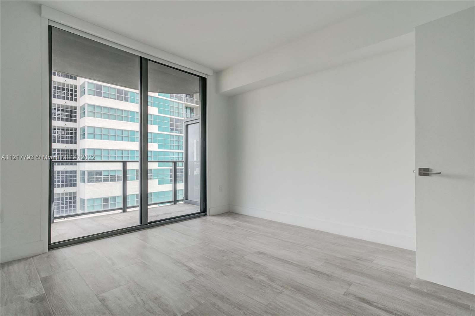 3401 MIDTOWN CONDO - Residential