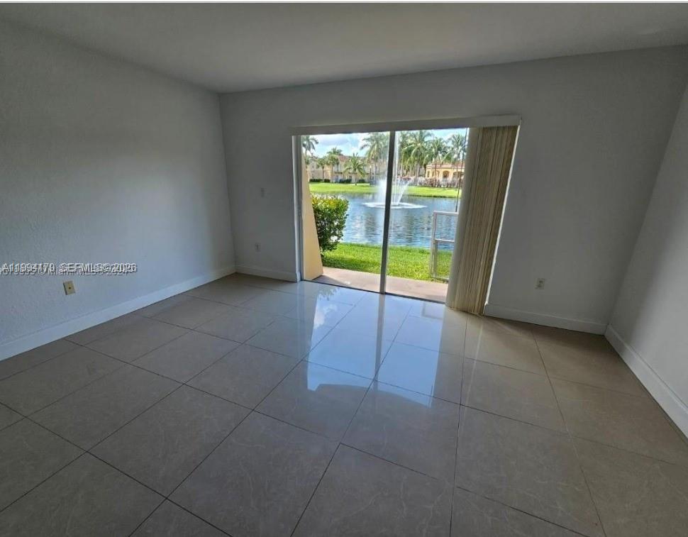 MELROSE POINT CONDO - Residential