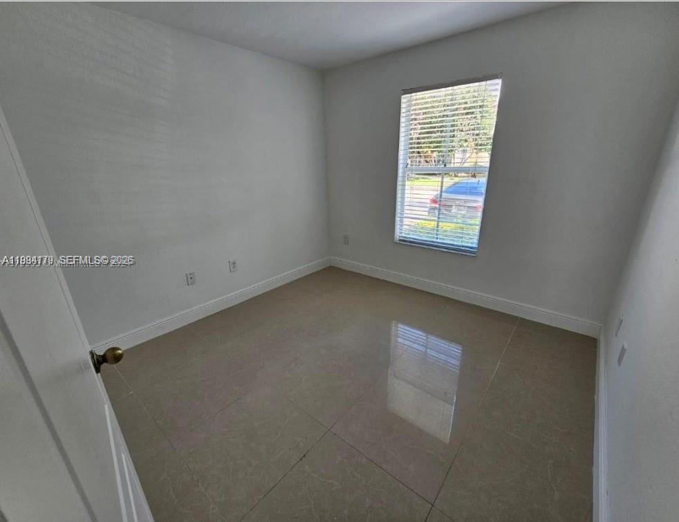 MELROSE POINT CONDO - Residential