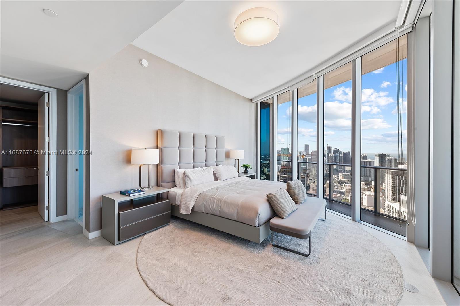 PARAMOUNT MIAMI WORLDCENT - Residential
