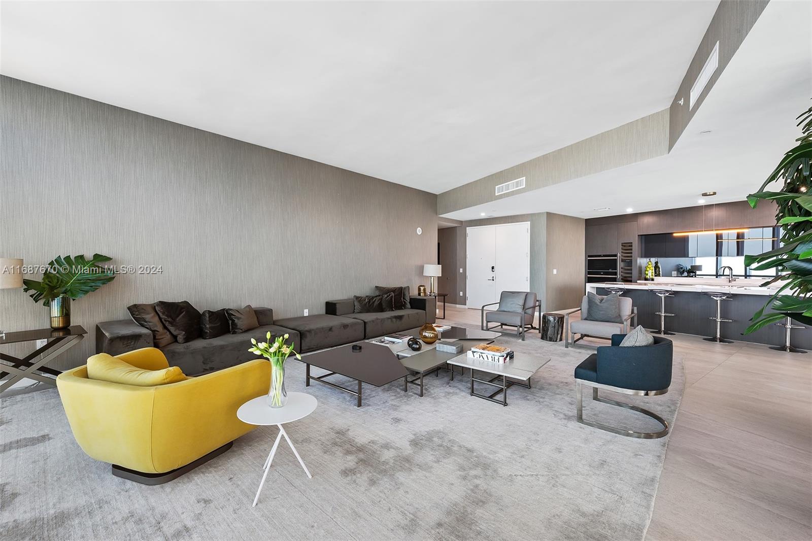 PARAMOUNT MIAMI WORLDCENT - Residential