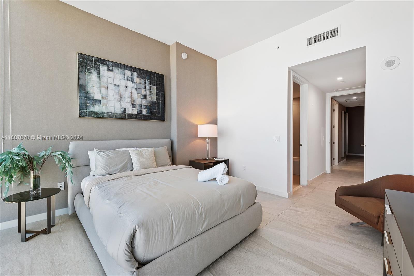 PARAMOUNT MIAMI WORLDCENT - Residential