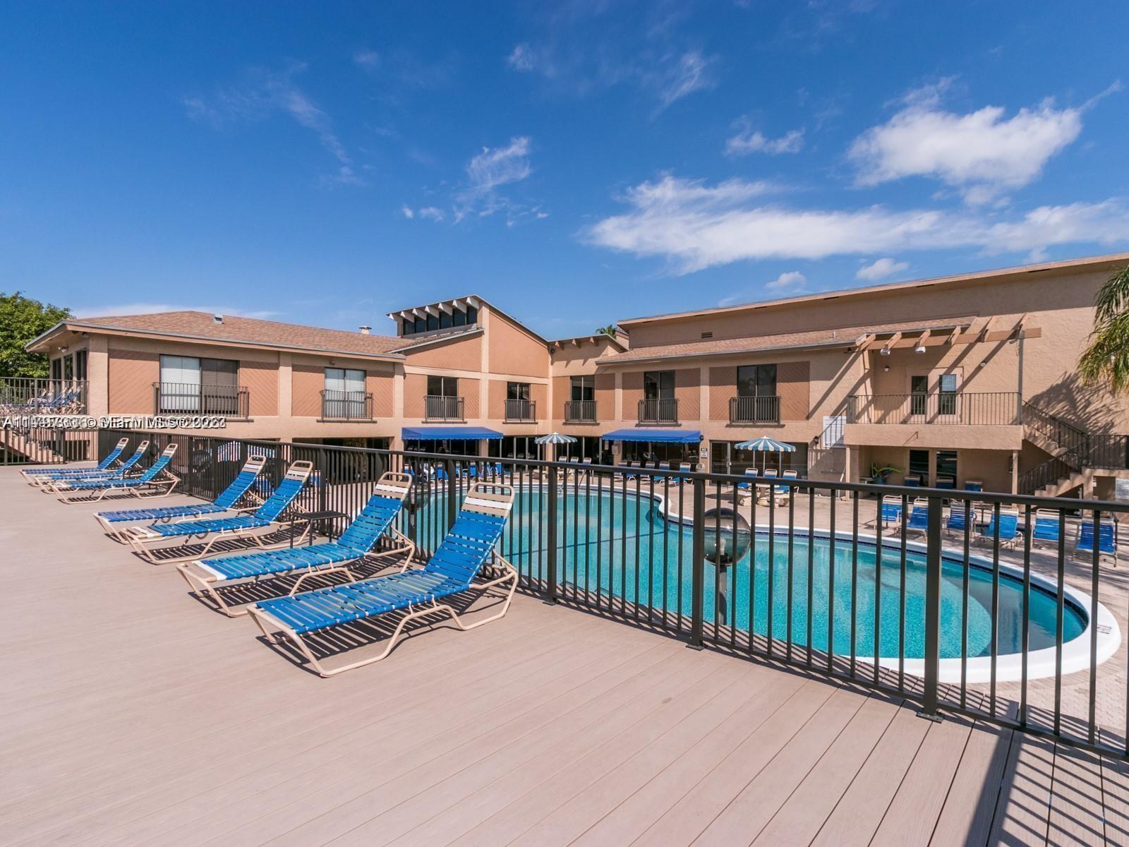 PALM LAKES CONDO - Residential