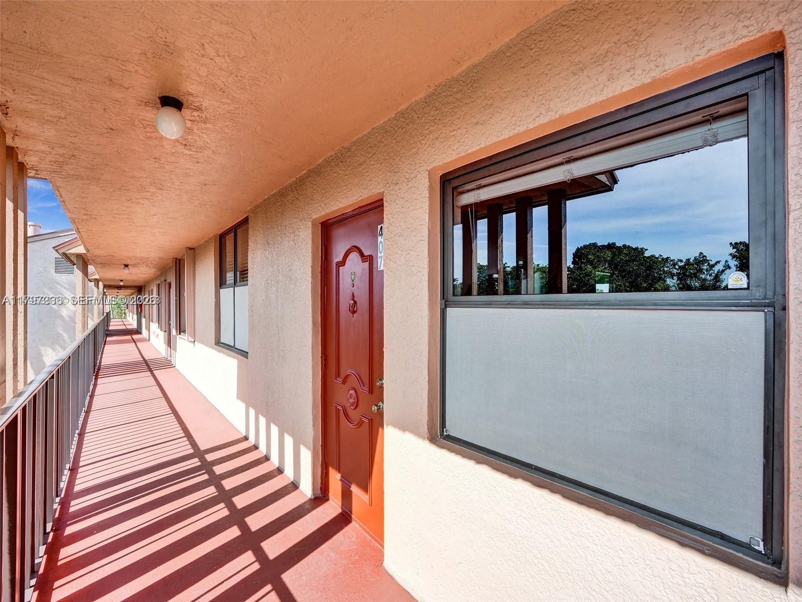 PALM LAKES CONDO - Residential
