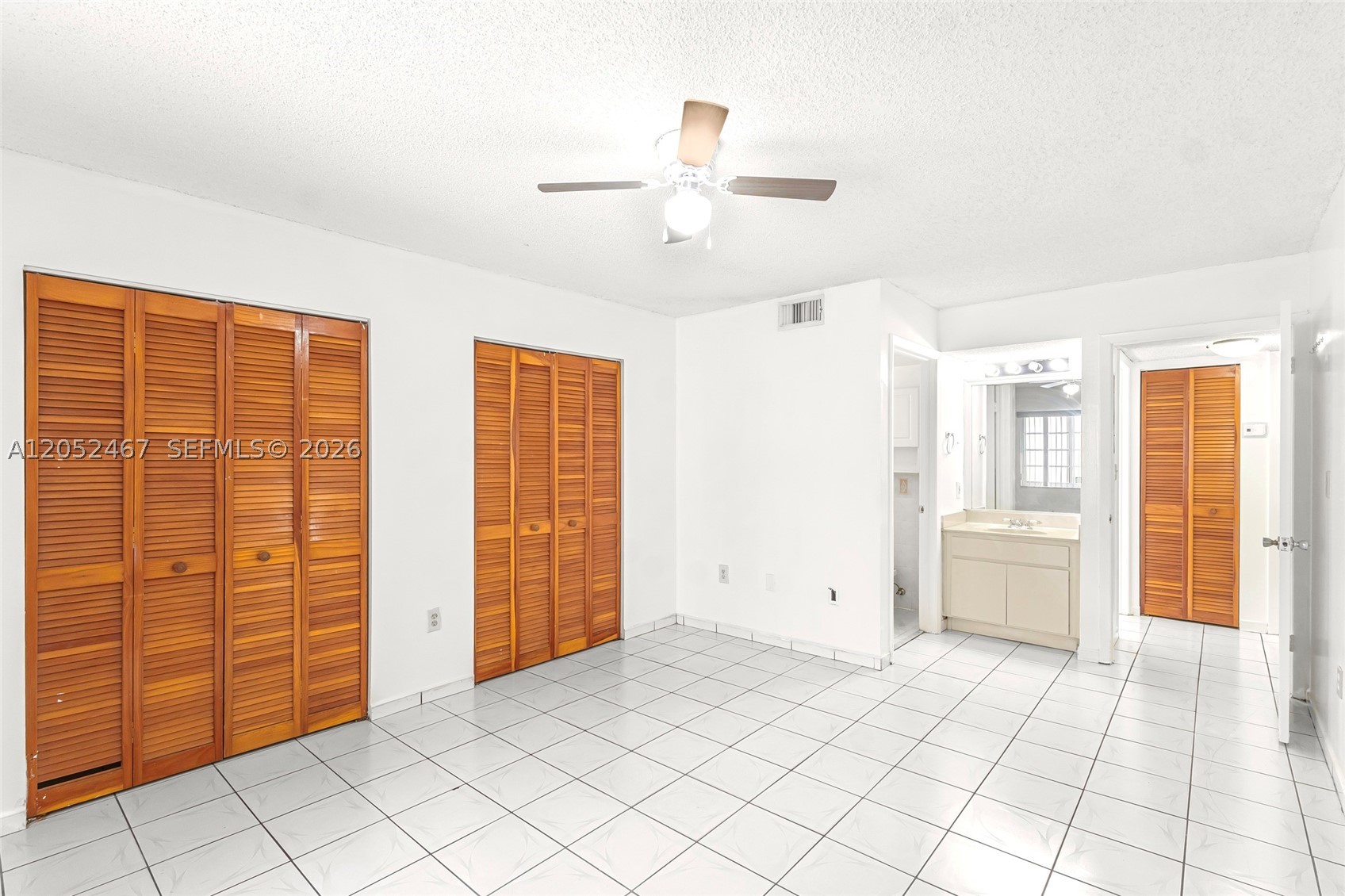 ALCAZAR VILLAS CONDO - Residential