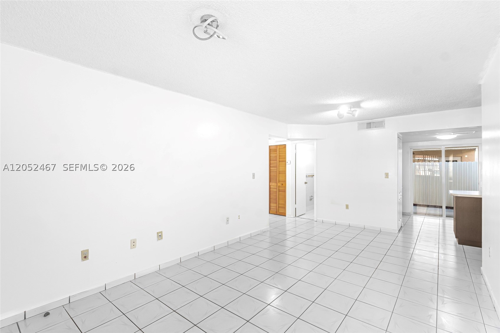 ALCAZAR VILLAS CONDO - Residential